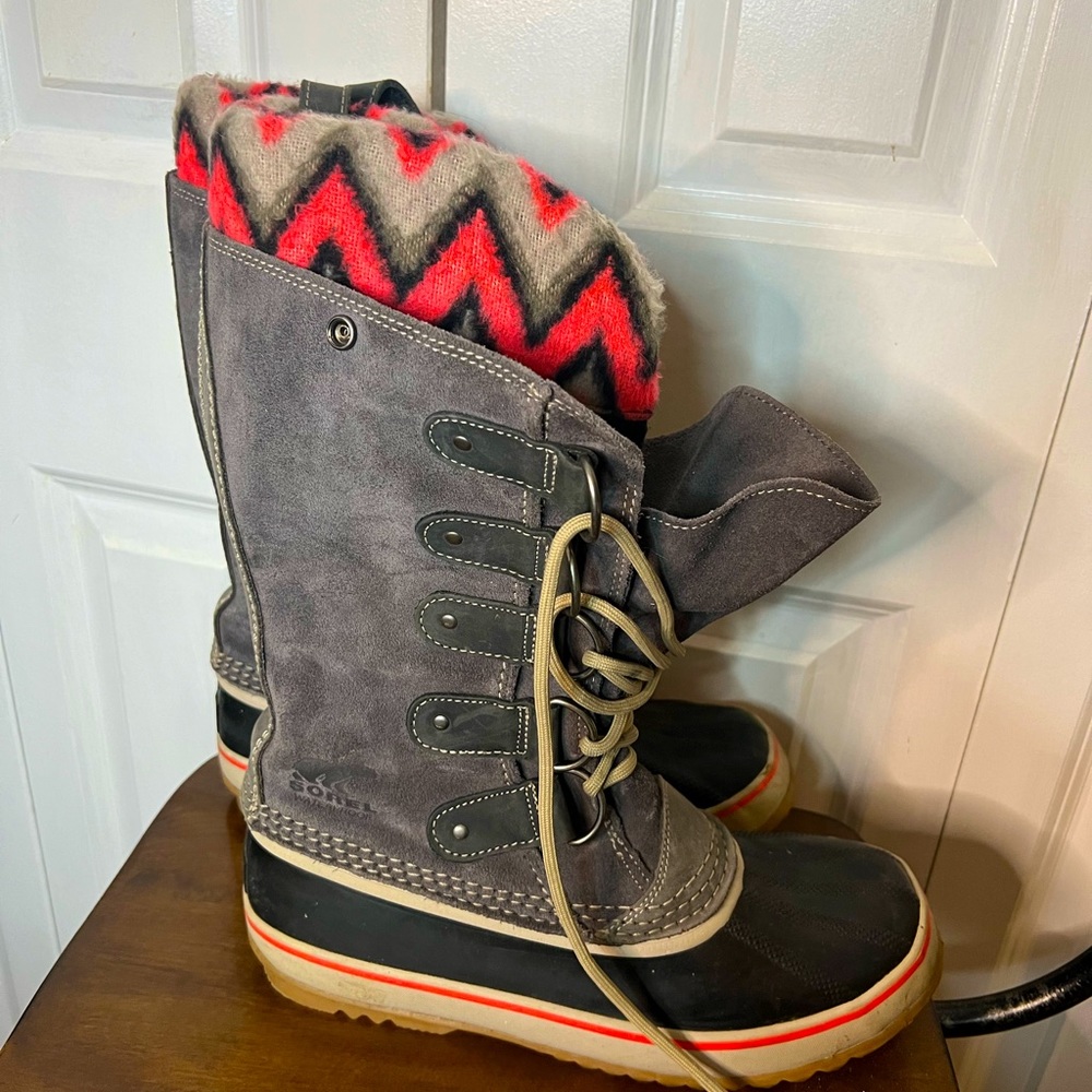 Sorel boots with Aztec print
